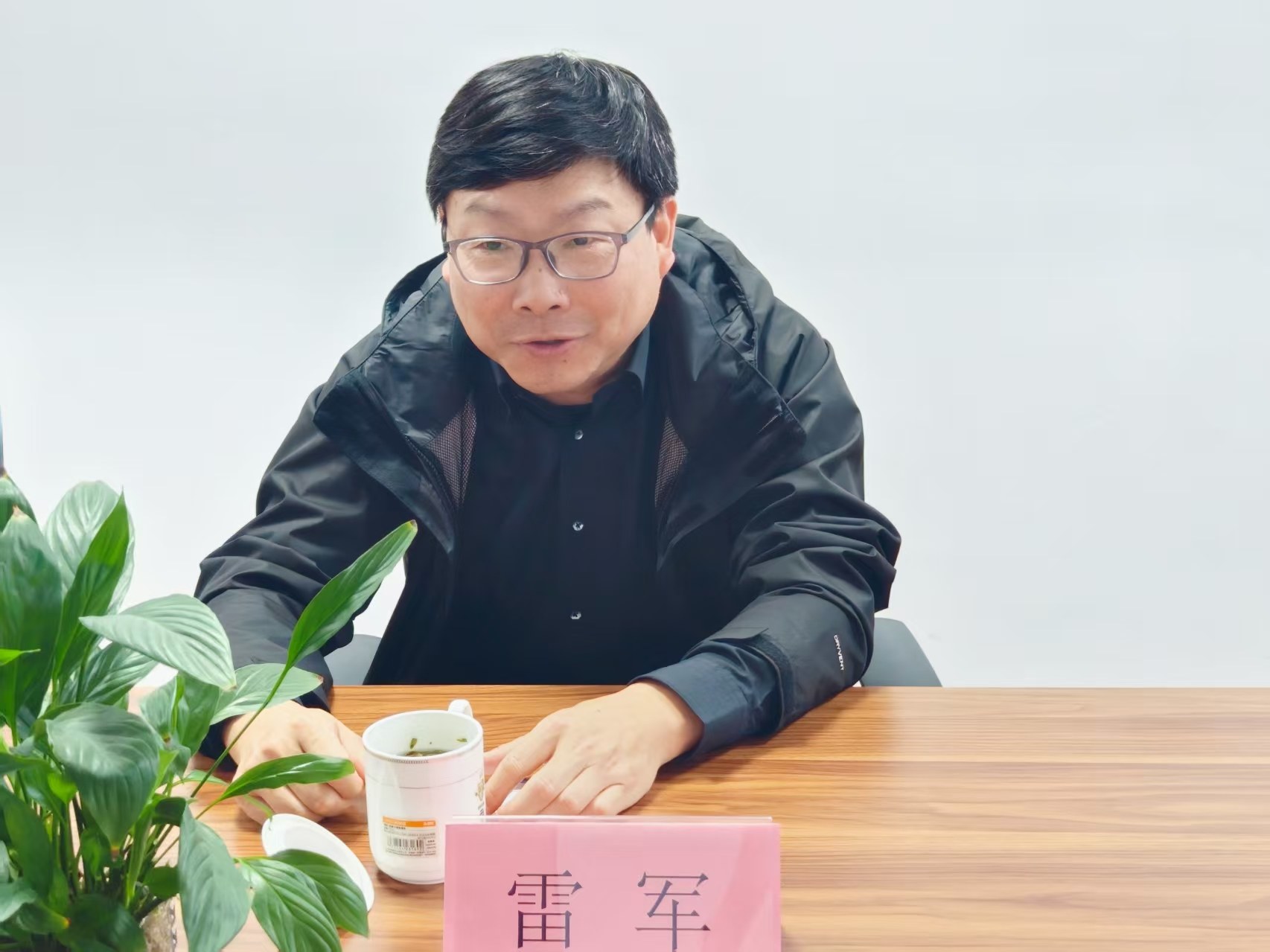 雷军.jpg